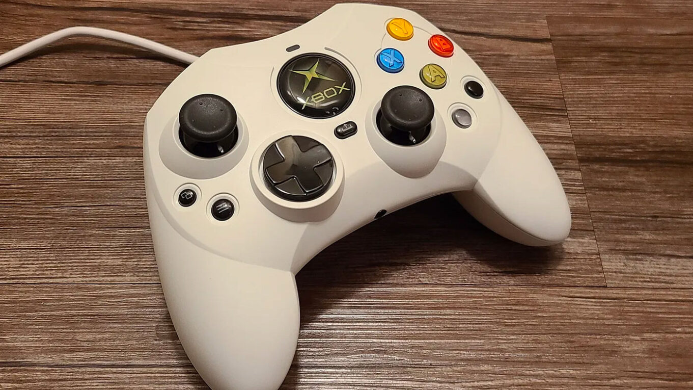 The Original Xbox Slim Controller Is Being Remade With Hall Effect ...